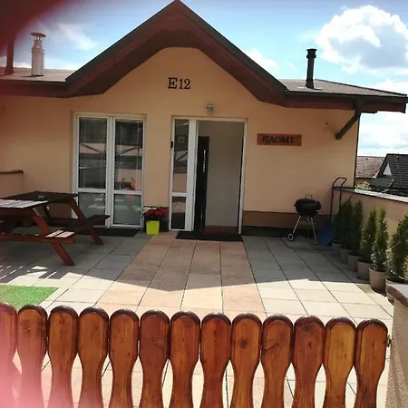 Naomi E12 Apartament Nová Lesná