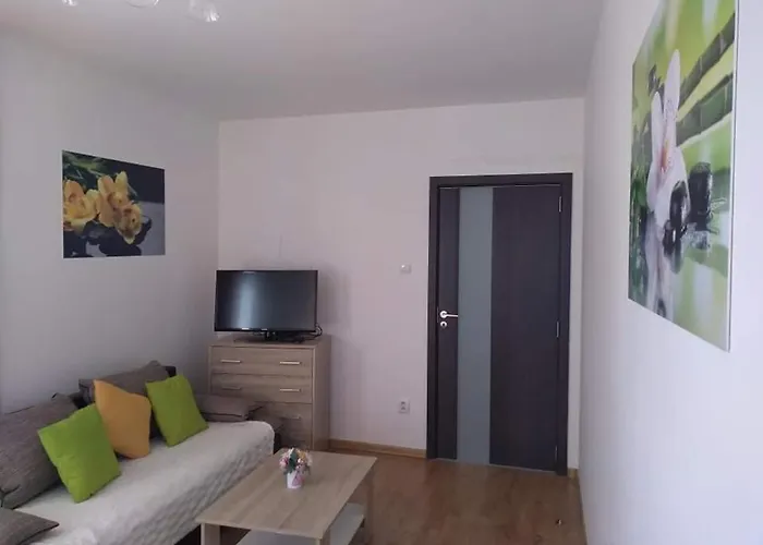 Naomi E12 Appartement *