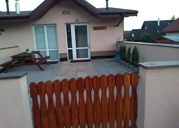 Naomi E12 * Nová Lesná